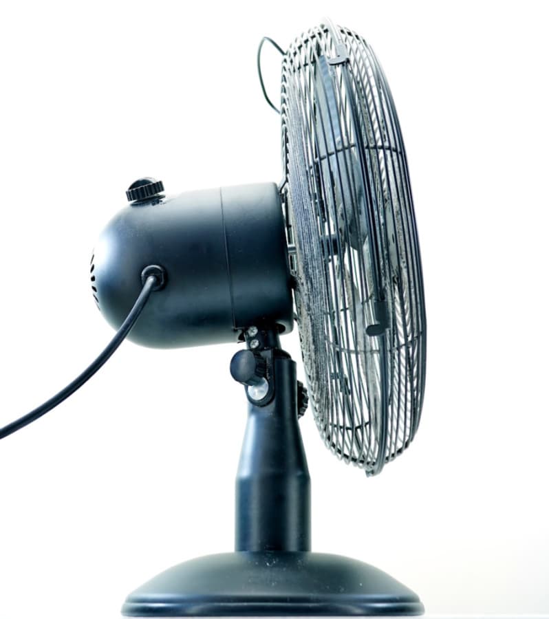 black desk fan